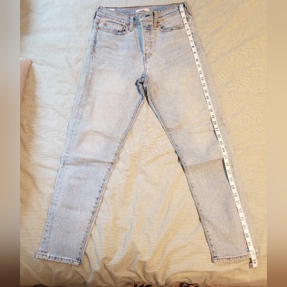 levi's wedgie jeans